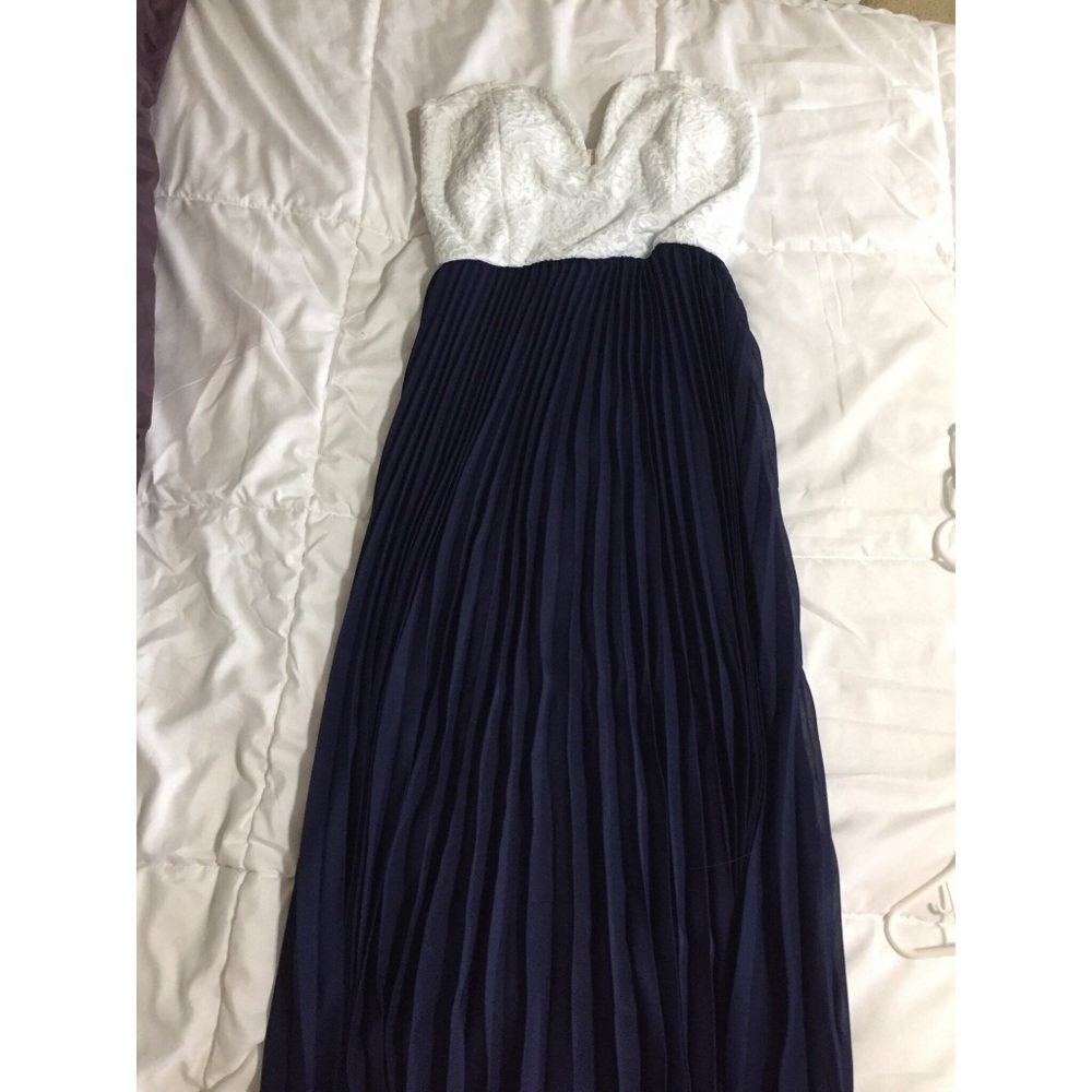 Strapless maxi